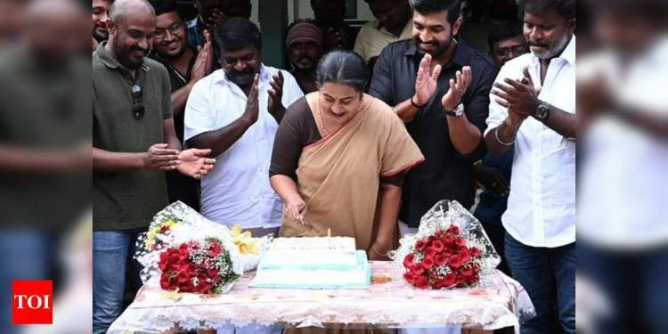 Radhika completes 43 years in cinema; team ‘AV 33’ congratulates the actress with a surprise | Tamil Movie News
