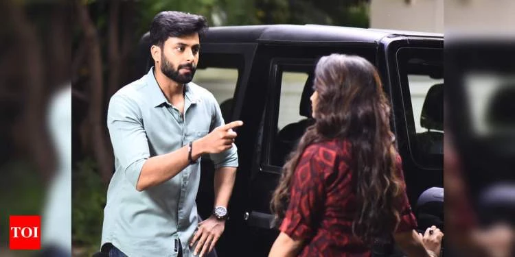 Shoot at Site: Ashwin and Teju get serious about romance in Enna Solla Pogirai | Tamil Movie News