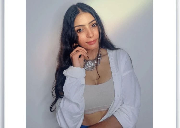 Archana Singh drop-dead gorgeous in the latest post | Bhojpuri Movie News