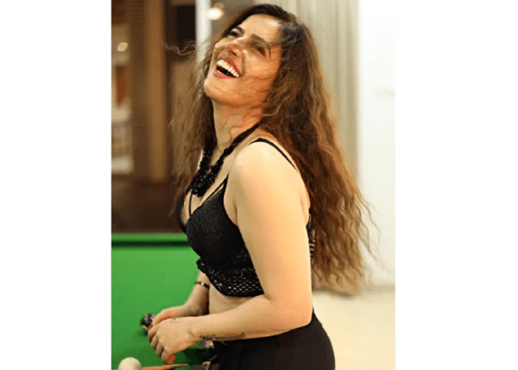 Shivika Diwan shares a happy photo on social media | Bhojpuri Movie News